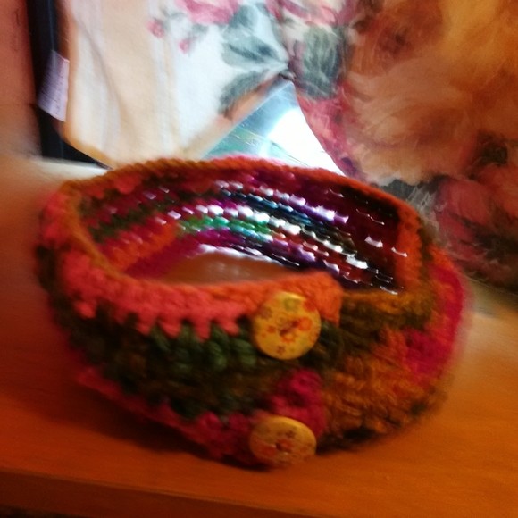 Hair bands hand crocheted in many multiple colors - Picture 3 of 7